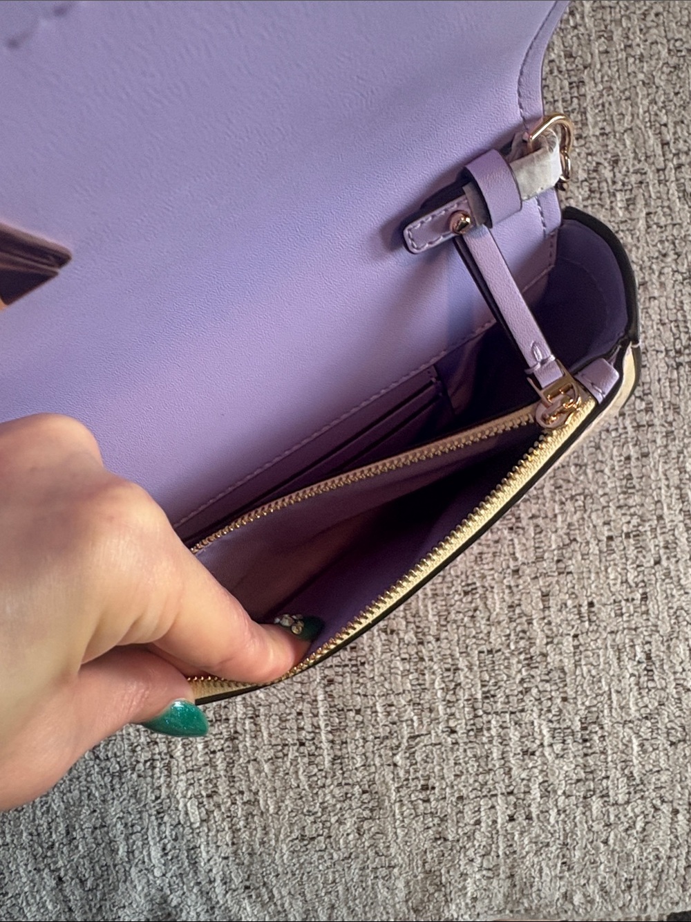 Tory Burch Lavender Gradient Crossbody with Gold Chain - Picture 6 of 7